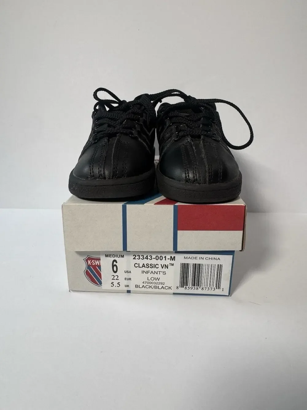 K Swiss Classic VN Infant Low Sneakers Black Size 6 Toddler Shoes With Box